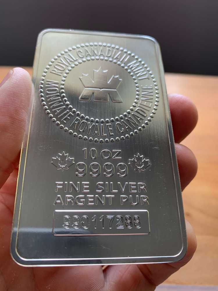 A close look at the serial numbers on a 10 ounce RCM silver bar